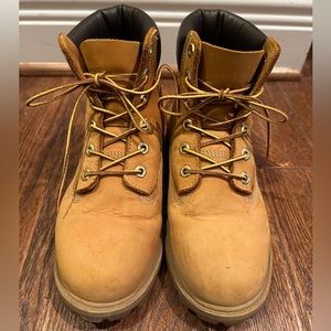 Timberland Premium 6-inch Waterproof Boot Junior Size 5 Medium Wheat Nubuck